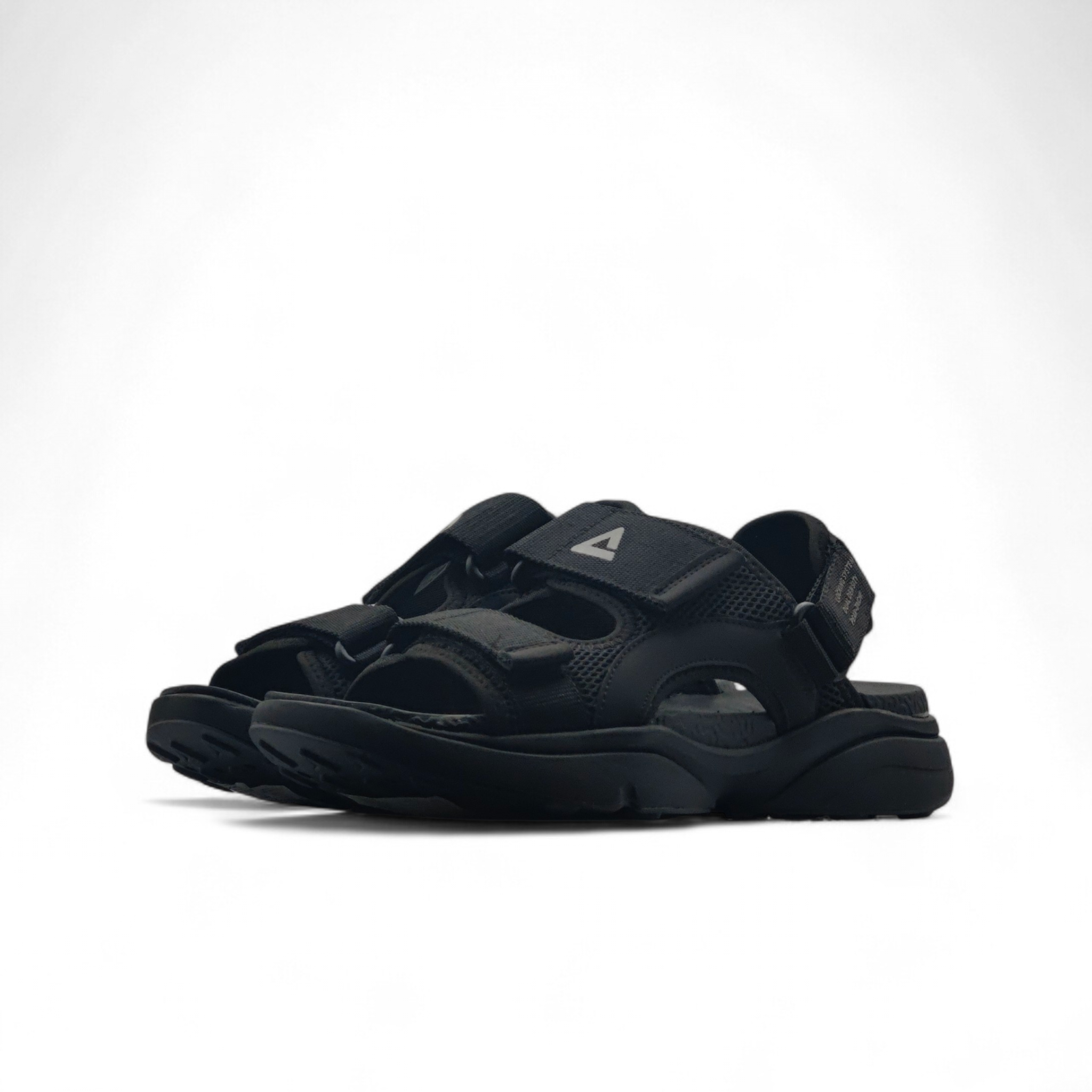 PEAK TAICHI - ET22957L ALL BLACK